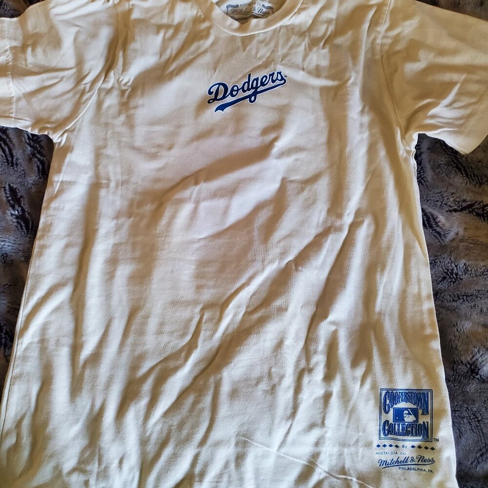 DODGERS youth large shirt